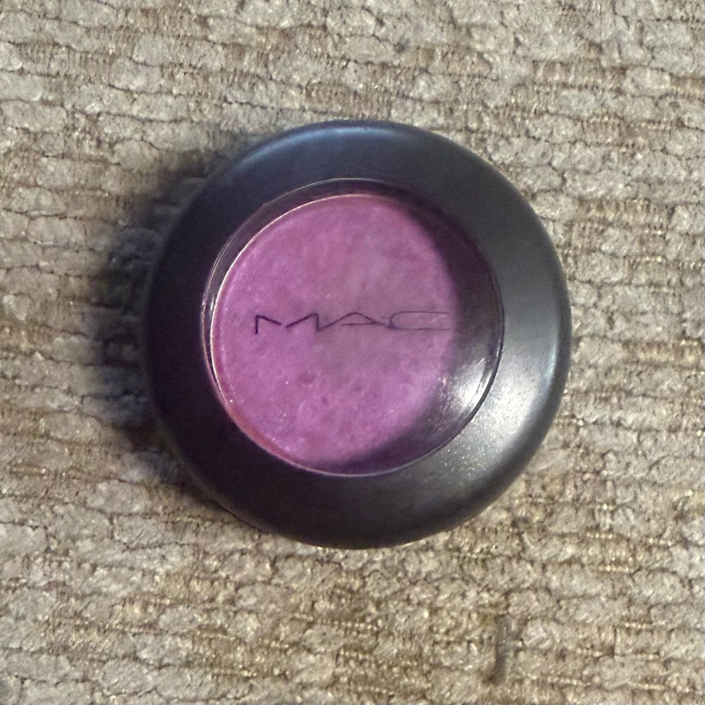 MAC Cosmetics ROMPING Eyeshadow DISCONTINUED